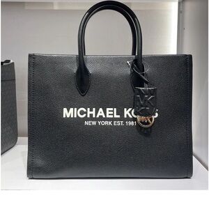 Michael Kors - Black Leather Tote Bag